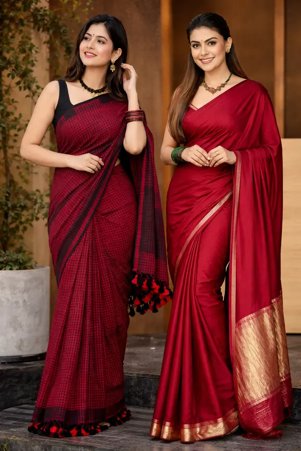 Anushree_Plain_Modal_Silk_With_Zari_Pallu_And_120_S_Count_Mul_Mul_Colour_Kattam_Saree_For_Women_Pack_Of_2