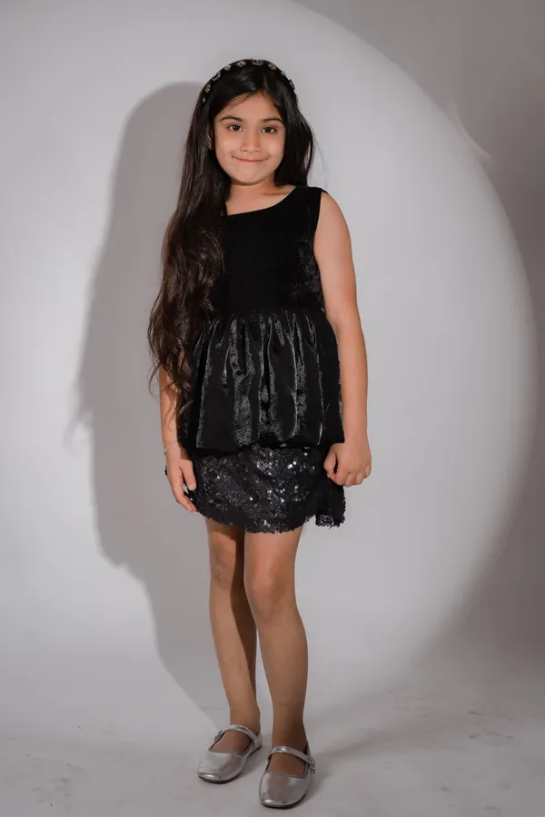 Black_Tulle_Premium_Clothing_Set_For_Kids
