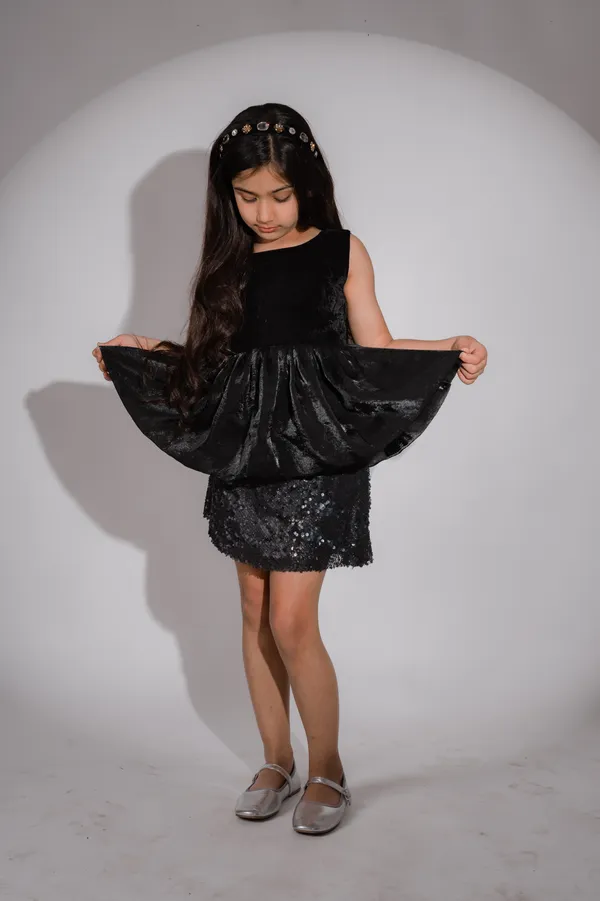 Black_Tulle_Premium_Clothing_Set_For_Kids
