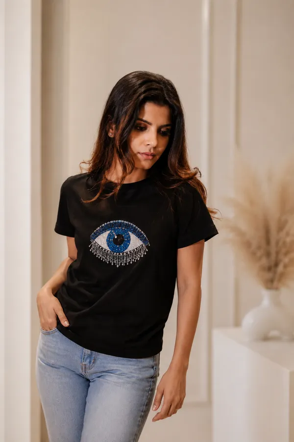 Black_evil_eye_embroidered_tshrt_MOM