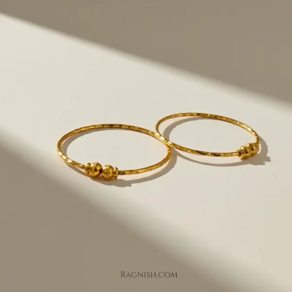 Golden_Alloy_Premium_&_Fancy_Design_Bracelet_For_Women