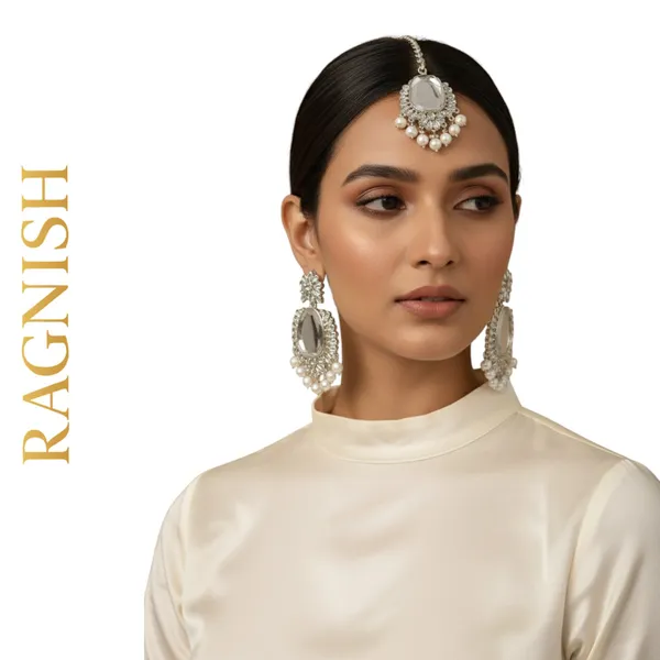 Silver_Alloy_And_Kundan_Stones_Premium_&_Fancy_Design_Jewelry_Set_For_Women