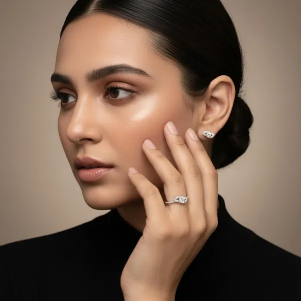 Silver_Alloy_And_Cubic_Zirconia_Premium_&_Fancy_Design_Ring_For_Women