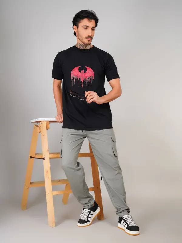 Grey_Premium_Cotton_Solid_Regular_Fit_Cargo_Pant_For_Men