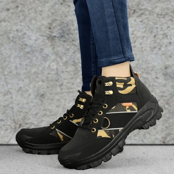 Black_Synthetic_Leather_Premium_&_Comfortable_Boots_For_Men