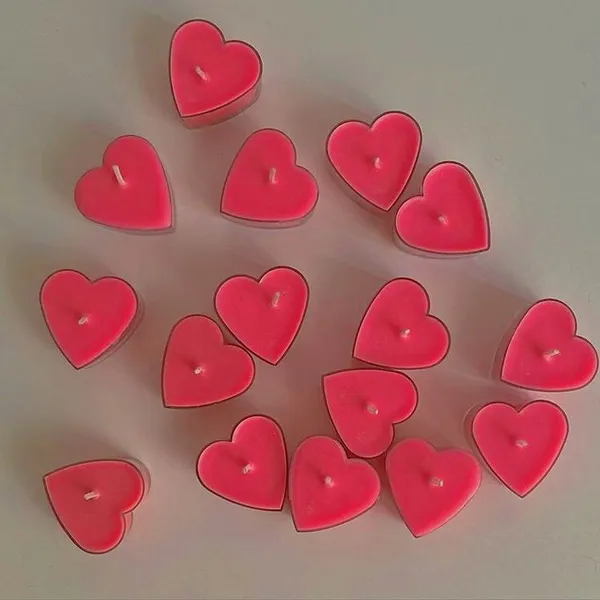 Pack_of_12_Modern_Scented_Heart_Shape_T-Lights