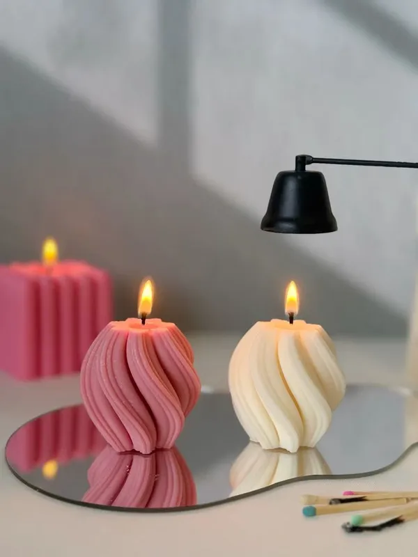 Pack_of_2_Scented_Swirl_Candle