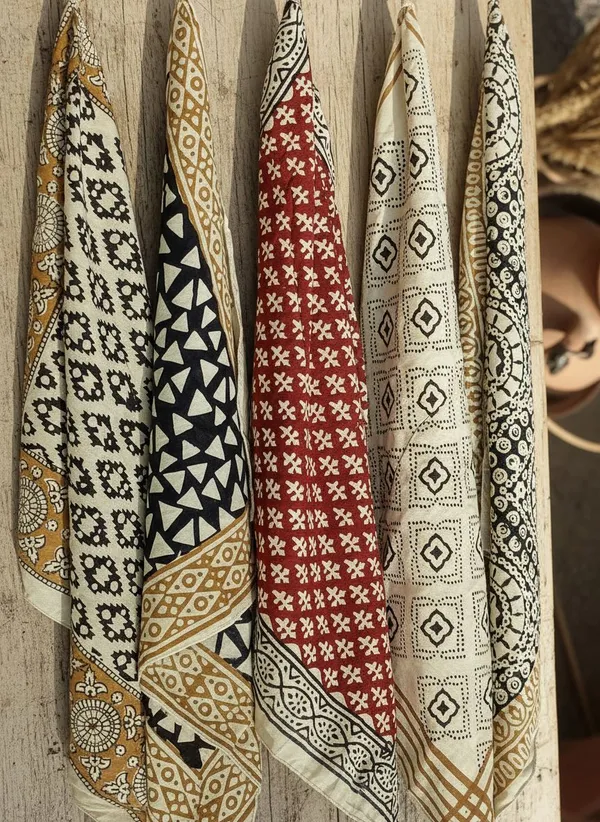 Multicolor_Printed_Scarves_Set_for_Women