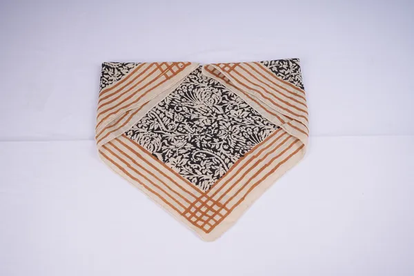 Black_Printed_Multiway_Bandana_for_Women_And_Men