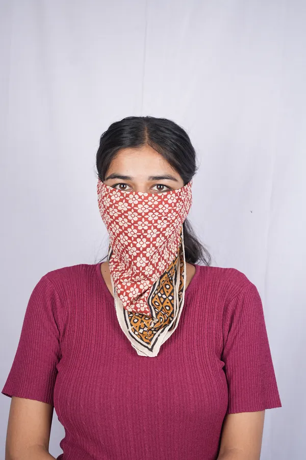Red_Floral_Print_Bandana_Scarf_for_Women