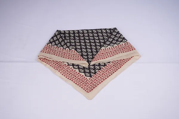Black_Printed_Bandana_Scarf_for_Men_And_Women
