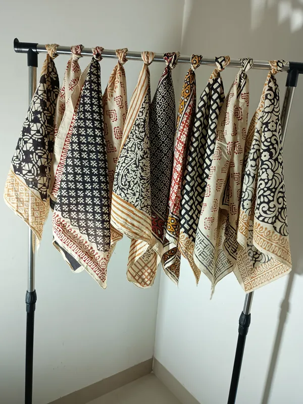 Multicolour_Hand_Block_Printed_Scarf_Set_for_Women