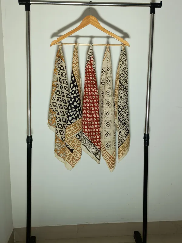 Multicolor_Printed_Scarves_Set_for_Women