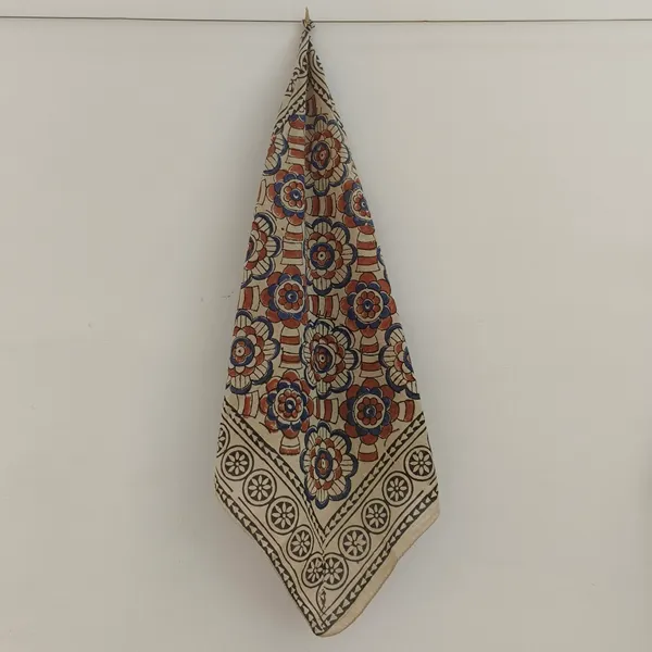 Cream_Cotton_Floral_Print_Scarf_for_Women