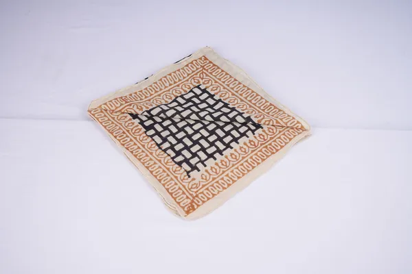 Black_Printed_Square_Face_Cover_Scarf_for_Women