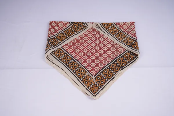 Red_Floral_Print_Bandana_Scarf_for_Women