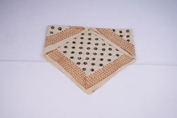 Cream_Printed_Scarf_Face_Covering_for_Women