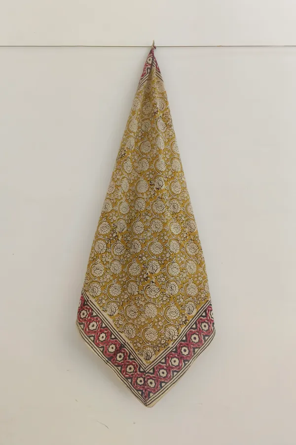 Mustard_Printed_Triangular_Scarf_for_Women