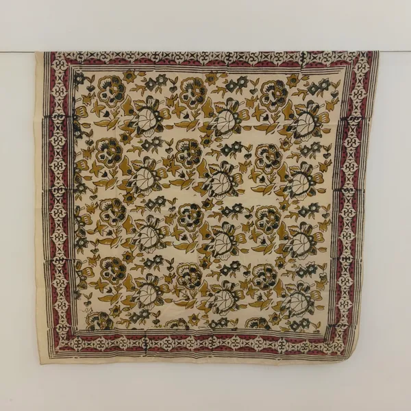 Beige_Floral_Print_Scarf_for_Women