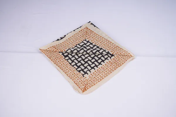 Black_Printed_Square_Face_Cover_Scarf_for_Women