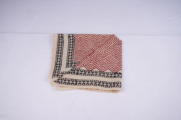 Red_Geometric_Print_Multipurpose_Scarf_for_Men_And_Women