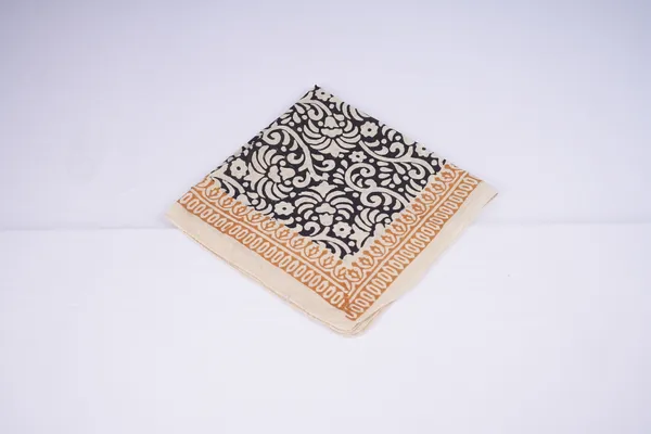 Black_Paisley_Print_Bandana_Scarf_for_Men_And_Women