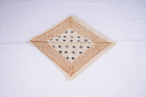 Cream_Printed_Scarf_Face_Covering_for_Women