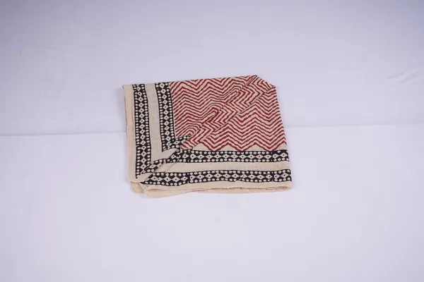 Red_Geometric_Print_Multipurpose_Scarf_for_Men_And_Women