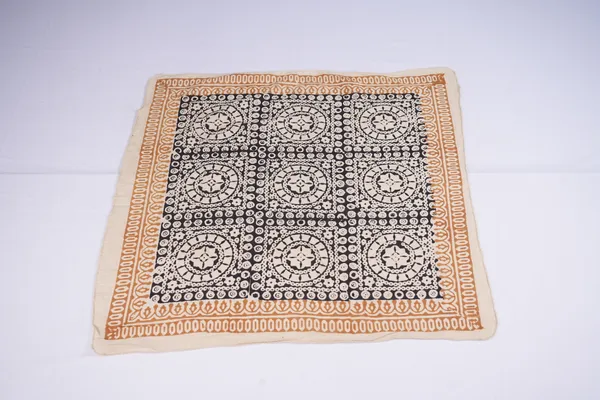 Black_Printed_Bandana_Face_Covering_for_Women