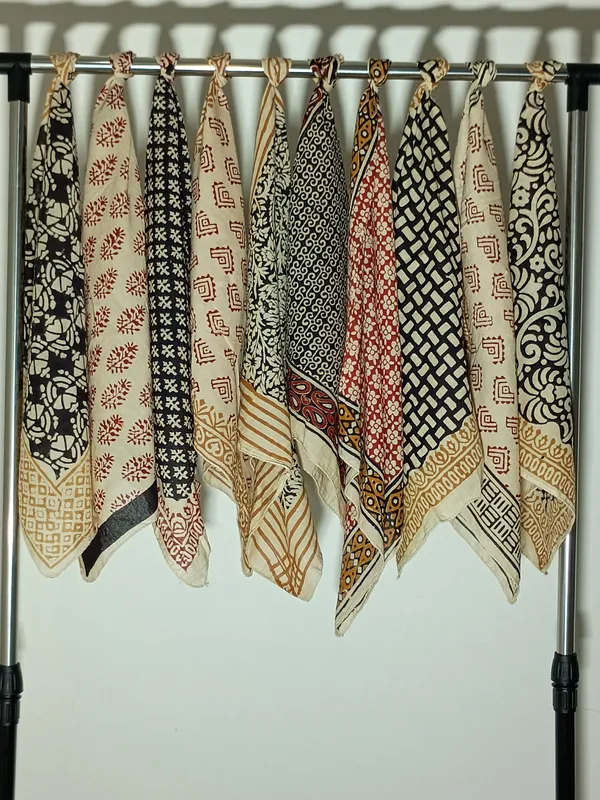 Multicolour_Hand_Block_Printed_Scarf_Set_for_Women