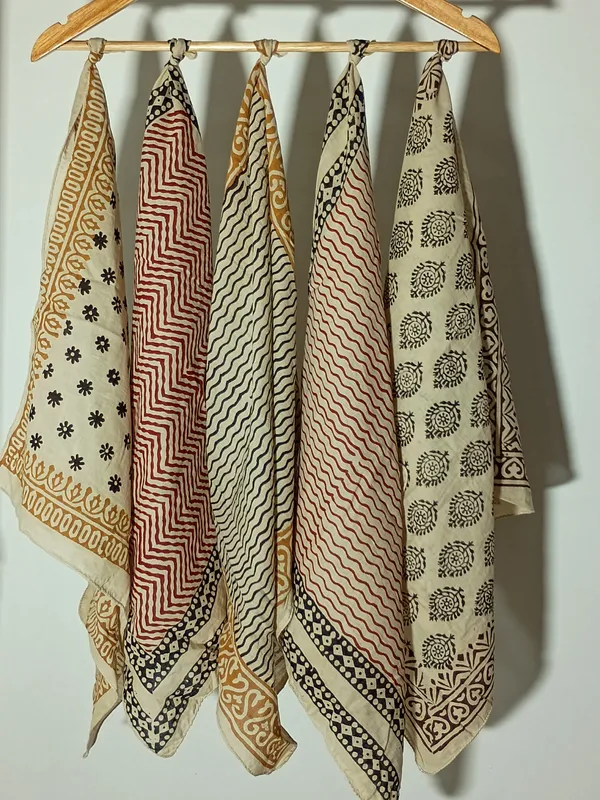 Multicolor_Printed_Scarf_Set_for_Women