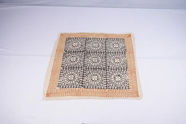 Black_Printed_Bandana_Face_Covering_for_Women