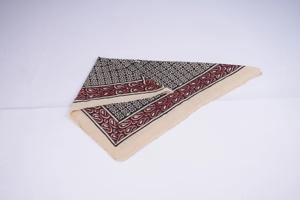 Black_Printed_Bandana_Scarf_for_Women