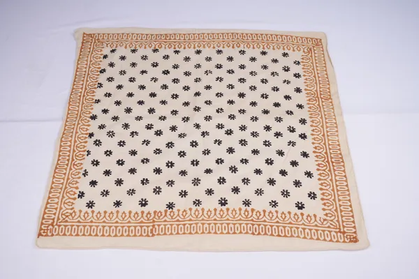 Cream_Floral_Print_Face_Scarf_for_Women