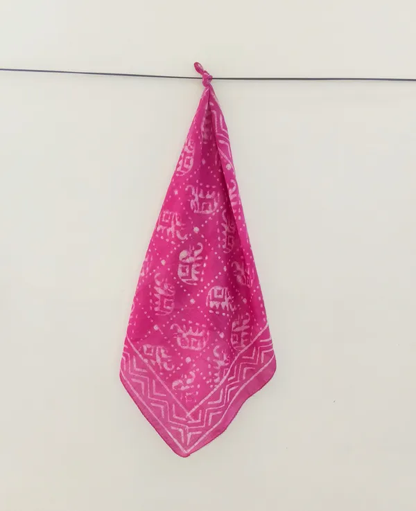Pink_Printed_Square_Bandana_for_Unisex