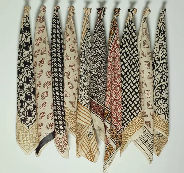 Multicolour_Hand_Block_Printed_Scarf_Set_for_Women