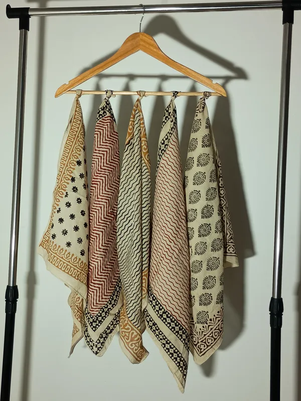 Multicolor_Printed_Scarf_Set_for_Women