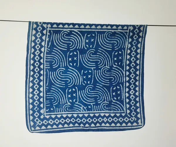 Blue_Printed_Square_Scarf_for_Women