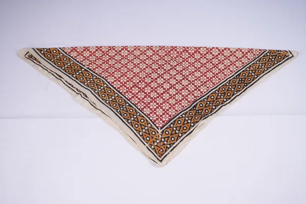 Red_Floral_Print_Bandana_Scarf_for_Women