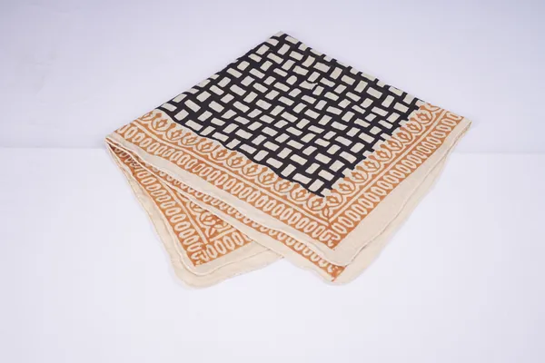 Black_Printed_Square_Face_Cover_Scarf_for_Women
