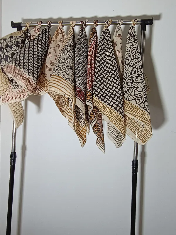 Multicolour_Hand_Block_Printed_Scarf_Set_for_Women