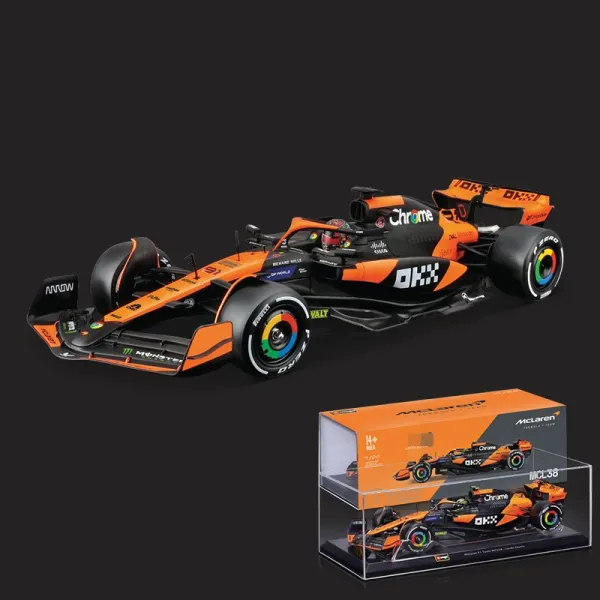 Bbrago_1/24_Racing_Mclaren_Mcl38_(With_Helmet)_(Collectible_Models_For_14+)_Oscar_Piastri_#81