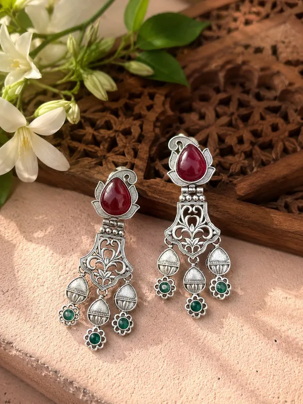 Aadi_Ruby_Red_Green_Colour_Brass_Earring_For_Women