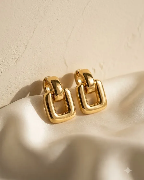 Kaia_Gold_Links_Golden_Colour_Stainless_Steel_Anti_Tarnish_Gold_Earring_For_Women