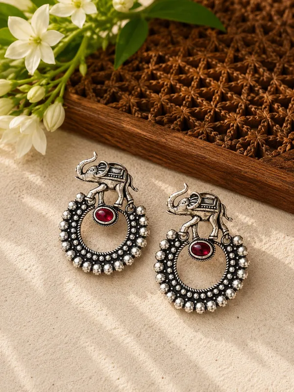 Nayra_Red_Red_Colour_Brass_Earring_For_Women