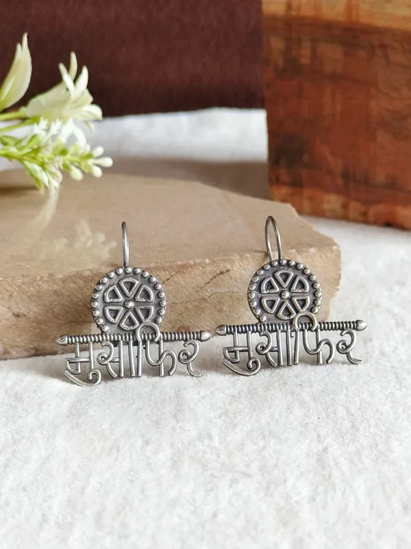 Musafir_Silver_Colour_Brass_Earring_For_Women