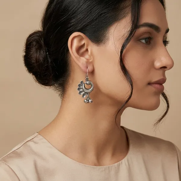 Chandrika_Silver_Colour_Brass_Earring_For_Women