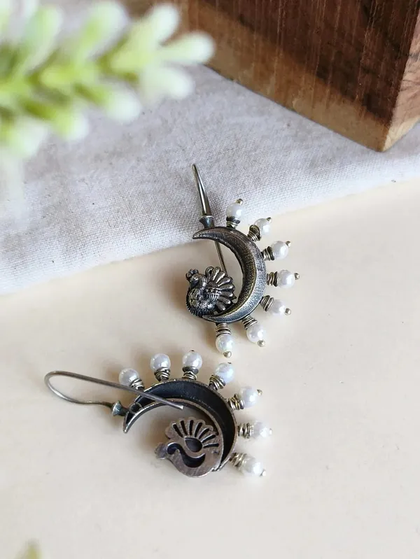 Pearl_Halo_Silver_Colour_Brass_Earring_For_Women