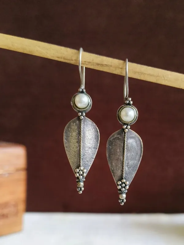 Temple_Leaf_Drop_Silver_Colour_Brass_Earring_For_Women