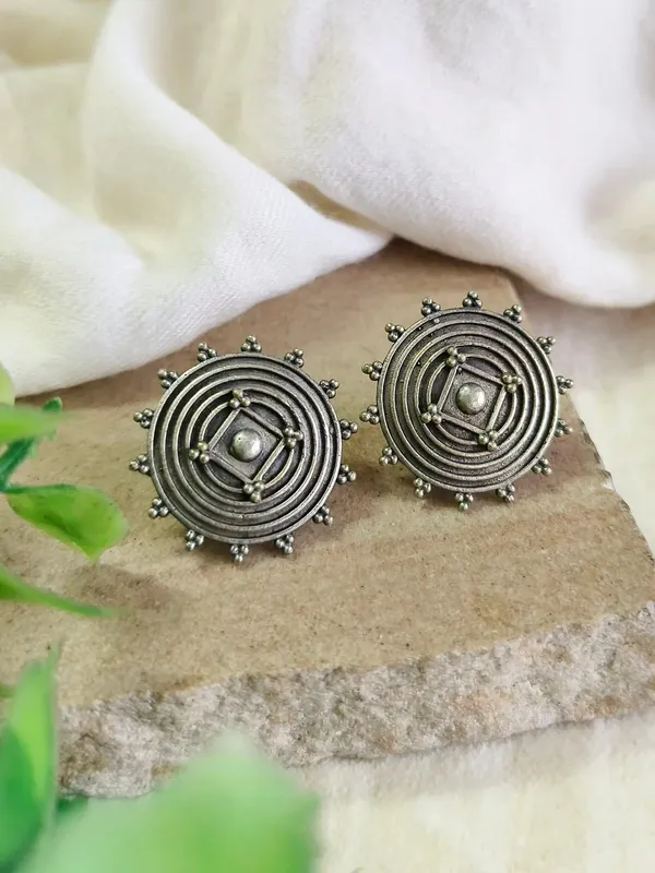 Spiral_Mandala_Stud_Silver_Colour_Brass_Earring_For_Women